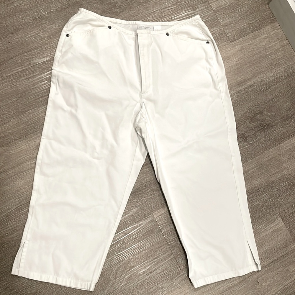 Liz Claiborne capris!